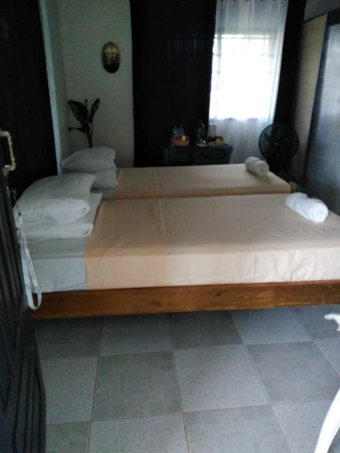Emachservices Bed & Breakfast Almirante Exterior photo