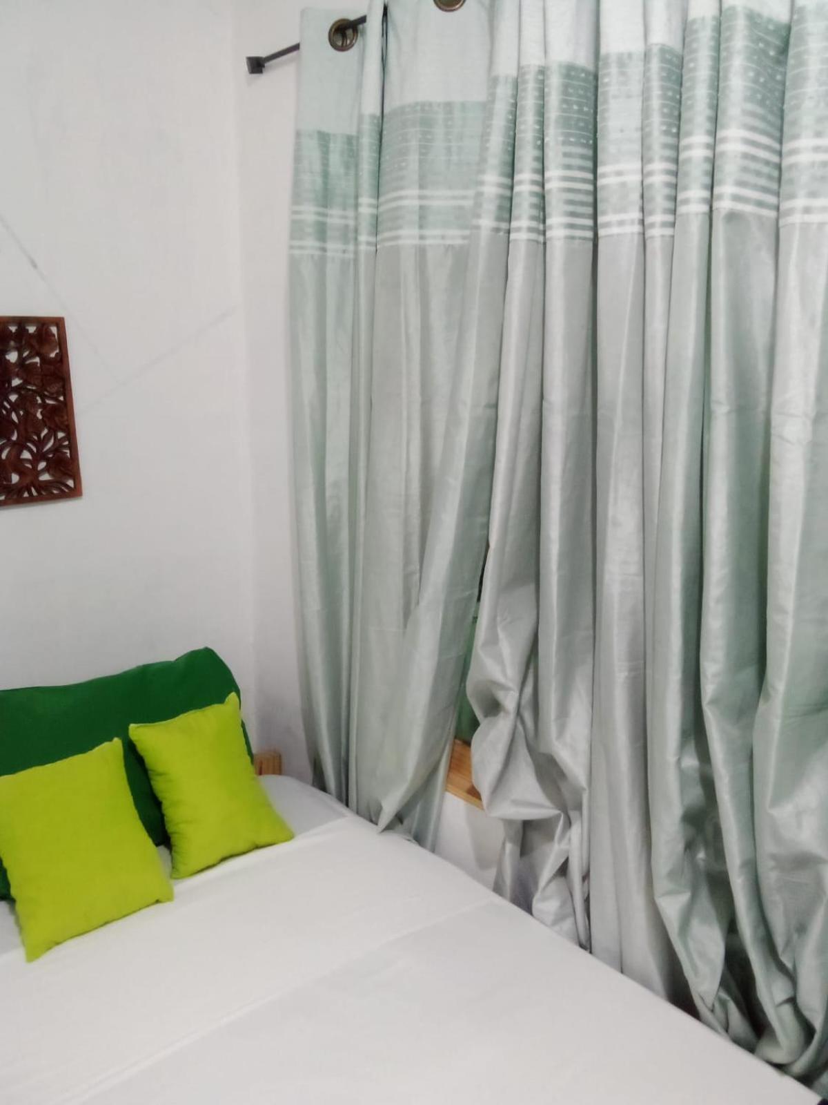 Emachservices Bed & Breakfast Almirante Exterior photo